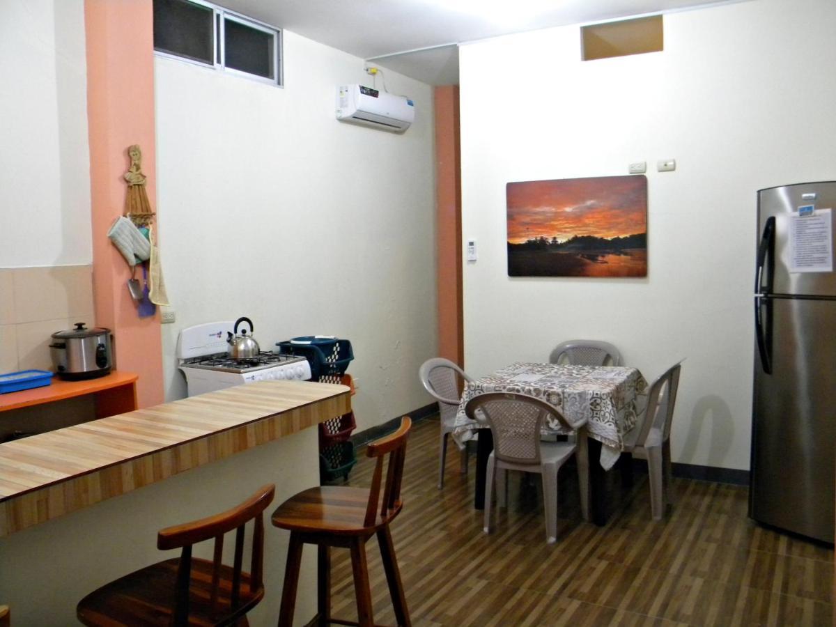 Casa Blanca Puerto Lopez Apartment Екстериор снимка