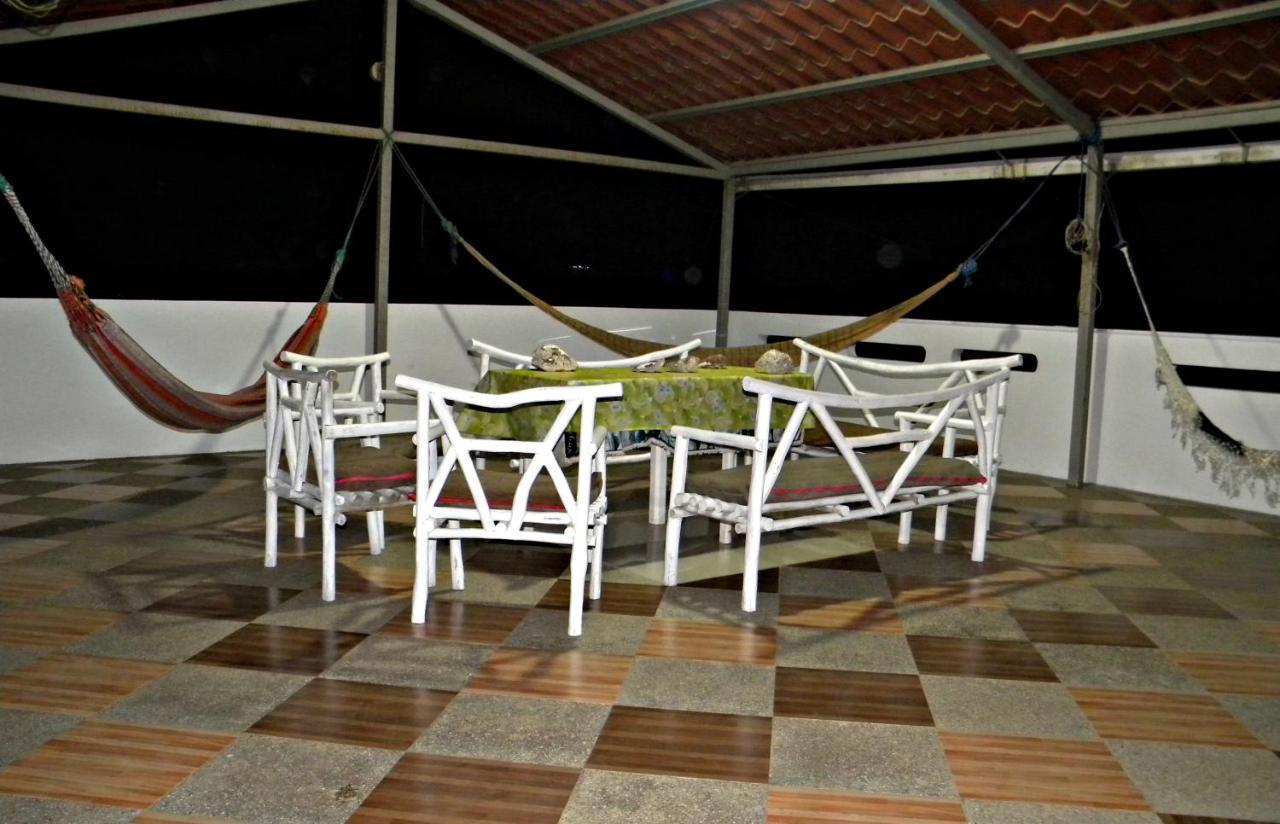 Casa Blanca Puerto Lopez Apartment Екстериор снимка